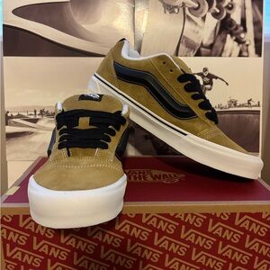 Vans Knu Skool Multiple Sizes